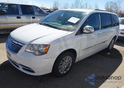 2015 Chrysler Town & Country Touring-L z USA, uszkodzony, nr VIN 2C4RC1CGXFR608765